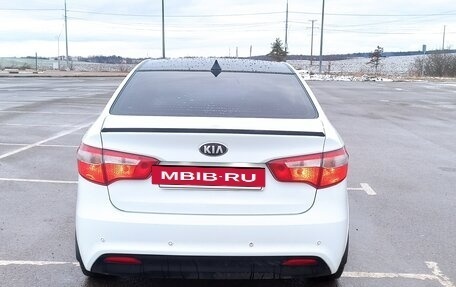 KIA Rio III рестайлинг, 2013 год, 870 000 рублей, 3 фотография