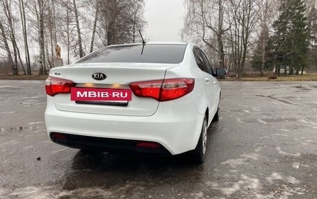 KIA Rio III рестайлинг, 2013 год, 1 060 000 рублей, 3 фотография