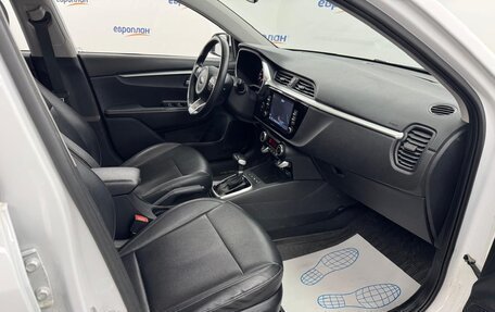 KIA Rio IV, 2021 год, 1 990 000 рублей, 17 фотография