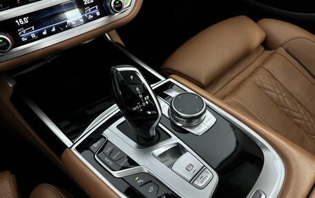 BMW 7 серия, 2020 год, 6 250 000 рублей, 17 фотография