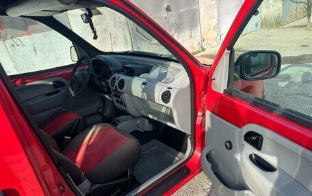 Renault Kangoo II рестайлинг, 2001 год, 465 000 рублей, 10 фотография