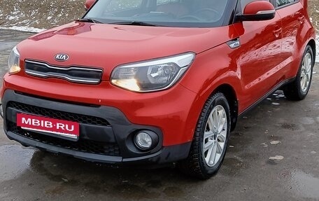 KIA Soul II рестайлинг, 2019 год, 1 900 000 рублей, 10 фотография