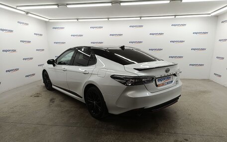 Toyota Camry, 2021 год, 3 590 000 рублей, 6 фотография