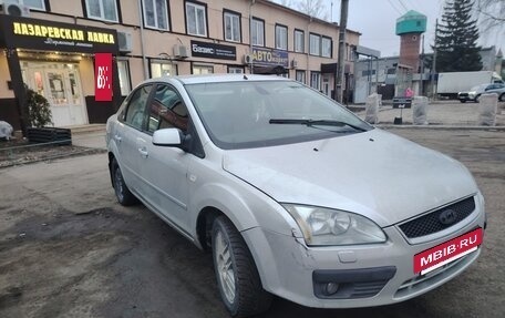 Ford Focus II рестайлинг, 2005 год, 300 000 рублей, 22 фотография