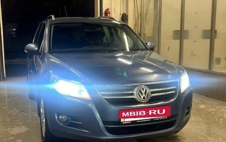 Volkswagen Tiguan I, 2011 год, 1 470 000 рублей, 2 фотография