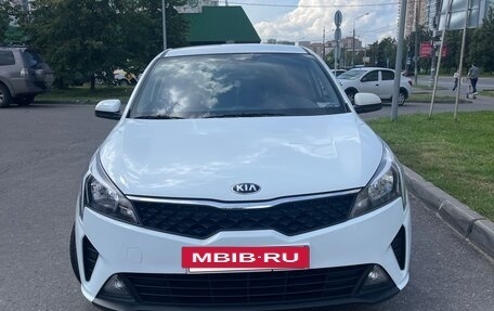 KIA Rio IV, 2021 год, 1 450 000 рублей, 8 фотография