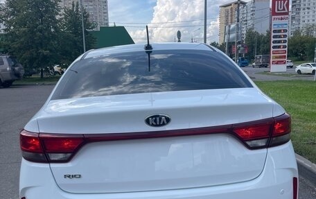 KIA Rio IV, 2021 год, 1 450 000 рублей, 2 фотография