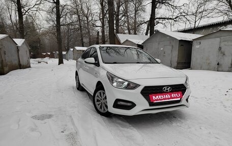 Hyundai Solaris II рестайлинг, 2017 год, 1 100 000 рублей, 9 фотография