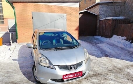 Honda Fit III, 2010 год, 820 000 рублей, 1 фотография