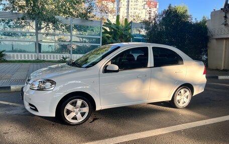 Chevrolet Aveo III, 2011 год, 750 000 рублей, 4 фотография