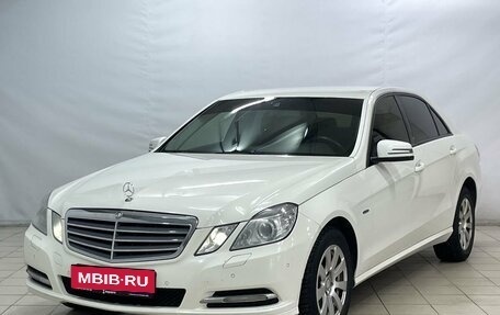 Mercedes-Benz E-Класс, 2011 год, 1 580 000 рублей, 1 фотография