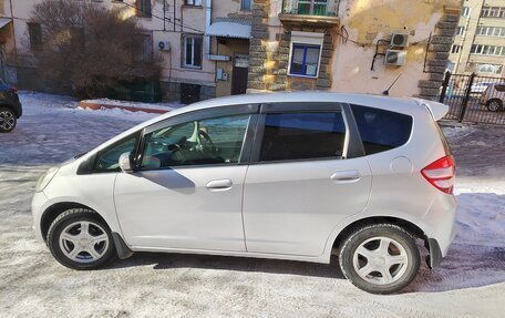 Honda Fit III, 2010 год, 820 000 рублей, 3 фотография