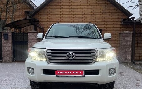 Toyota Land Cruiser 200, 2012 год, 3 790 000 рублей, 3 фотография