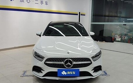 Mercedes-Benz A-Класс, 2021 год, 2 350 000 рублей, 3 фотография