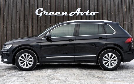 Volkswagen Tiguan II, 2017 год, 2 400 000 рублей, 2 фотография