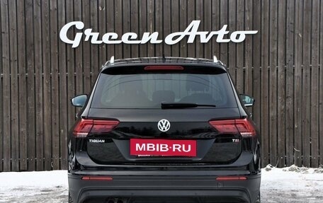 Volkswagen Tiguan II, 2017 год, 2 400 000 рублей, 4 фотография