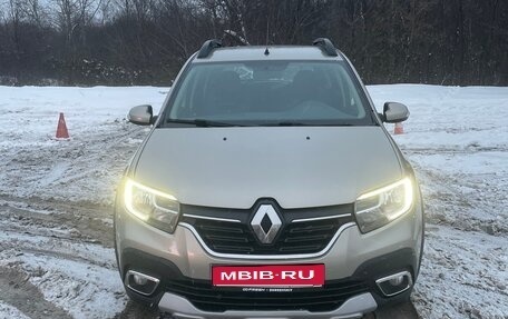 Renault Sandero II рестайлинг, 2020 год, 1 200 000 рублей, 1 фотография