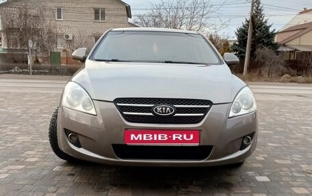 KIA cee'd I рестайлинг, 2008 год, 555 000 рублей, 1 фотография