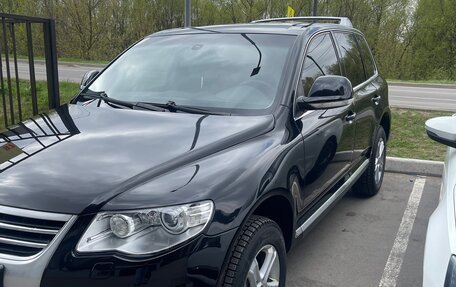 Volkswagen Touareg III, 2007 год, 1 199 999 рублей, 2 фотография