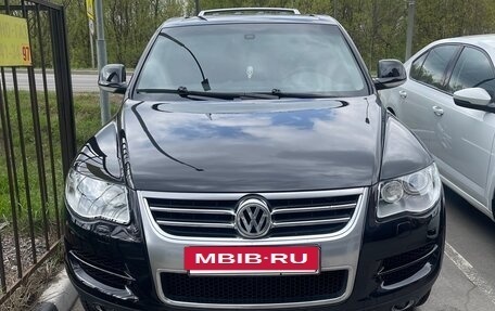 Volkswagen Touareg III, 2007 год, 1 199 999 рублей, 3 фотография