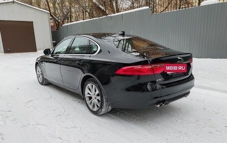 Jaguar XF II, 2016 год, 2 350 000 рублей, 3 фотография