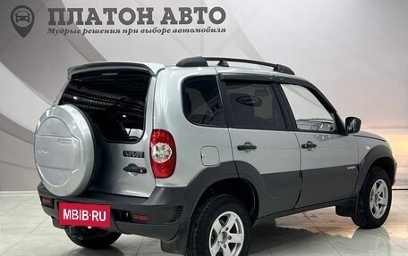 Chevrolet Niva I рестайлинг, 2015 год, 828 000 рублей, 7 фотография