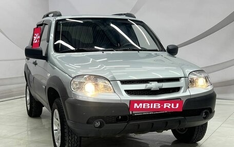 Chevrolet Niva I рестайлинг, 2015 год, 828 000 рублей, 4 фотография