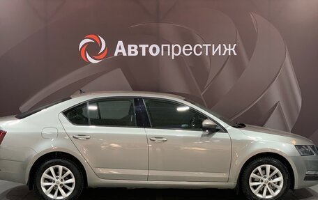 Skoda Octavia, 2017 год, 1 750 000 рублей, 5 фотография