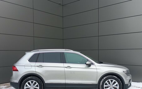 Volkswagen Tiguan II, 2019 год, 2 699 000 рублей, 7 фотография