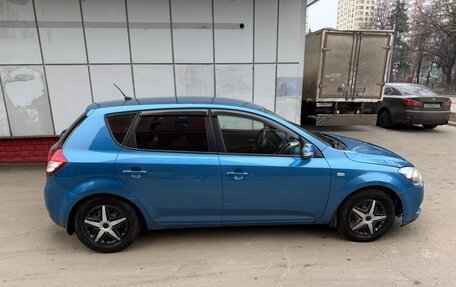 KIA cee'd I рестайлинг, 2011 год, 650 000 рублей, 6 фотография