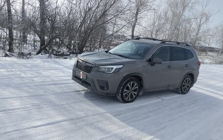 Subaru Forester, 2020 год, 3 050 000 рублей, 2 фотография