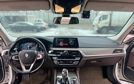 BMW 5 серия, 2019 год, 3 499 999 рублей, 11 фотография