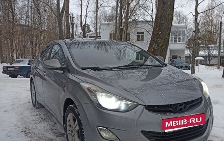 Hyundai Elantra V, 2011 год, 800 000 рублей, 6 фотография