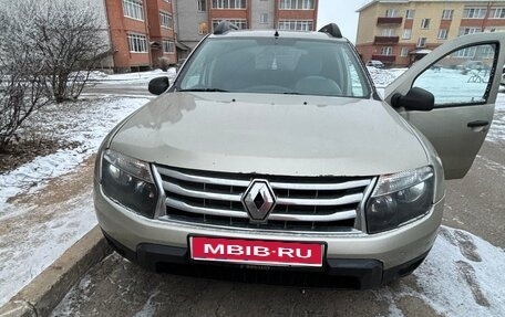 Renault Duster I рестайлинг, 2014 год, 890 000 рублей, 1 фотография