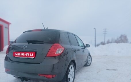 KIA cee'd I рестайлинг, 2012 год, 690 000 рублей, 2 фотография