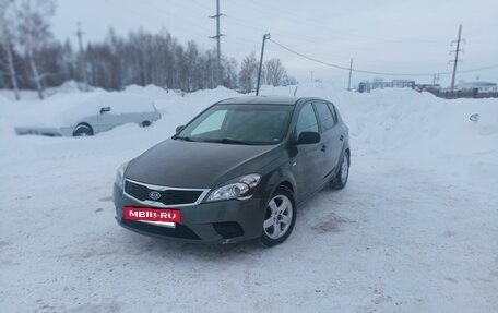 KIA cee'd I рестайлинг, 2012 год, 690 000 рублей, 7 фотография