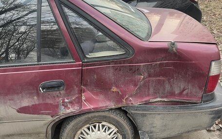 Daewoo Nexia I рестайлинг, 2000 год, 100 000 рублей, 4 фотография