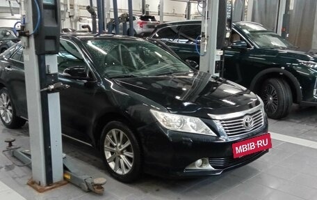 Toyota Camry, 2014 год, 1 700 000 рублей, 2 фотография