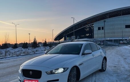 Jaguar XE I рестайлинг, 2017 год, 2 250 000 рублей, 1 фотография