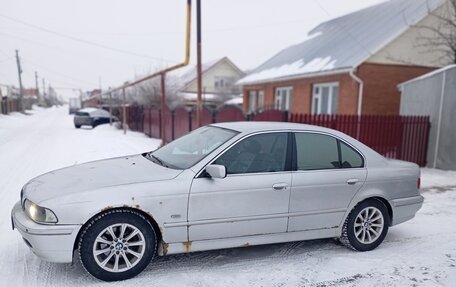 BMW 5 серия, 2002 год, 550 000 рублей, 2 фотография