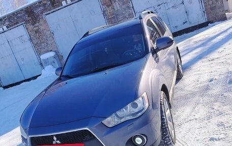 Mitsubishi Outlander III рестайлинг 3, 2010 год, 1 550 000 рублей, 15 фотография