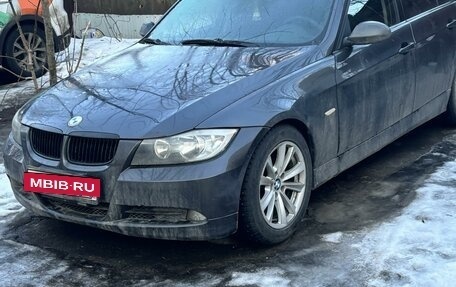 BMW 3 серия, 2005 год, 730 000 рублей, 4 фотография