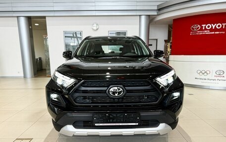 Toyota RAV4, 2024 год, 4 900 000 рублей, 2 фотография