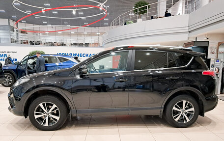 Toyota RAV4, 2017 год, 2 250 000 рублей, 8 фотография