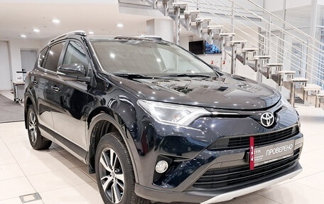 Toyota RAV4, 2017 год, 2 250 000 рублей, 3 фотография