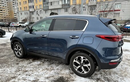 KIA Sportage IV рестайлинг, 2021 год, 2 750 000 рублей, 4 фотография