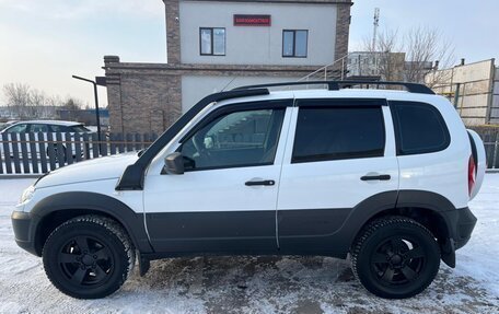 Chevrolet Niva I рестайлинг, 2018 год, 889 900 рублей, 6 фотография