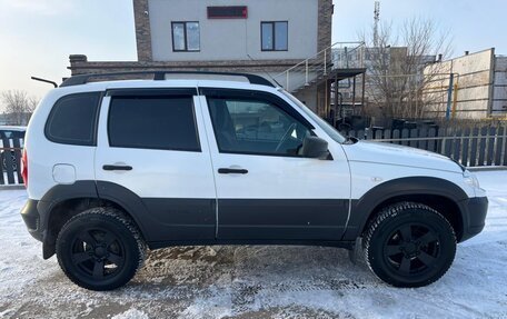 Chevrolet Niva I рестайлинг, 2018 год, 889 900 рублей, 4 фотография