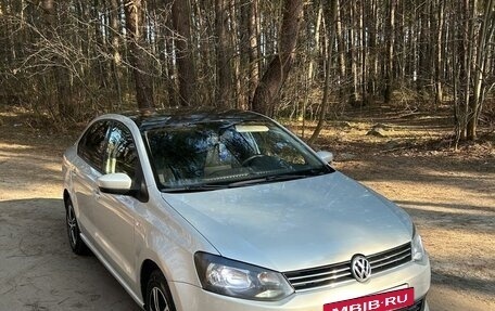 Volkswagen Polo VI (EU Market), 2011 год, 870 000 рублей, 11 фотография