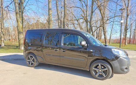 Renault Kangoo II рестайлинг, 2014 год, 1 500 000 рублей, 18 фотография